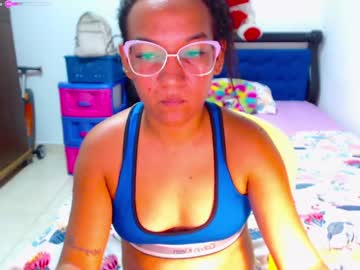 Roseluxs May 14, 2026 Chaturbate stream image