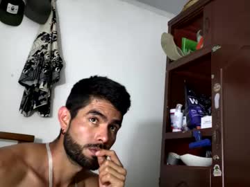 Hideonbush051 May 14, 2026 Chaturbate stream image