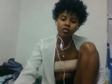 Sidelinez May 14, 2026 Chaturbate stream image