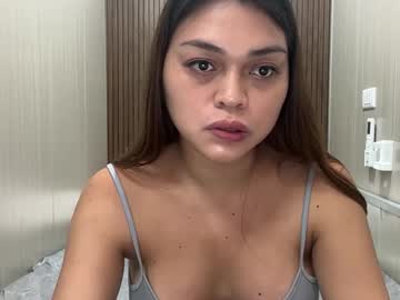Bella_Poarch18 May 14, 2026 Chaturbate stream image