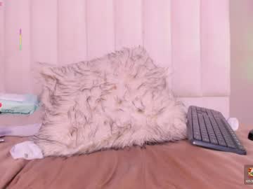 Rachel_Ross07 May 14, 2026 Chaturbate stream image