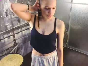 Velvetrisque May 15, 2026 Chaturbate stream image