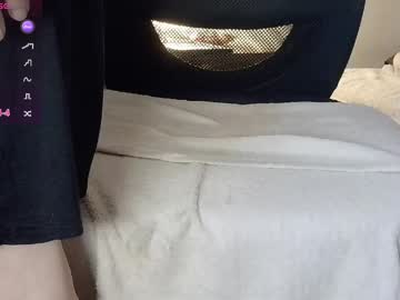Illyakuriaki May 15, 2026 Chaturbate stream image