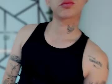Kiss_Whitee May 16, 2026 Chaturbate stream image
