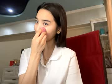Yunsylney May 16, 2026 Chaturbate stream image