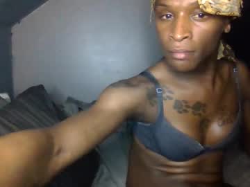 Inez0201 May 16, 2026 Chaturbate stream image