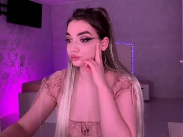 Feetwet May 17, 2026 Chaturbate stream image
