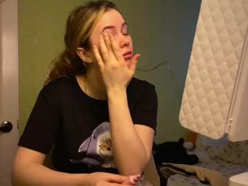 Fairyilona May 17, 2026 Chaturbate stream image