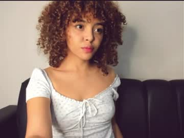 Liaandmiller May 18, 2026 Chaturbate stream image
