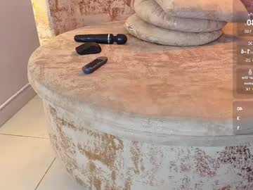 Bella_Moonlight_Cr May 18, 2026 Chaturbate stream image