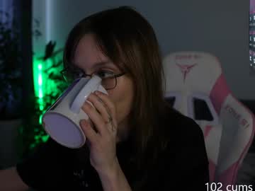 Shy_Or_Horny May 18, 2026 Chaturbate stream image