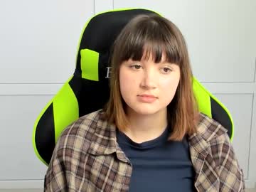 Emilli_Moon May 18, 2026 Chaturbate stream image