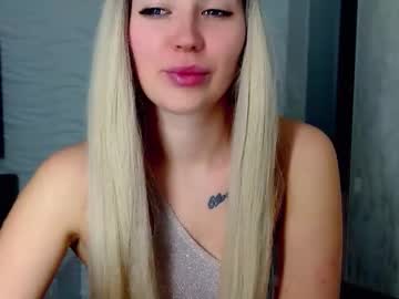 Loveydovey88 May 18, 2026 Chaturbate stream image