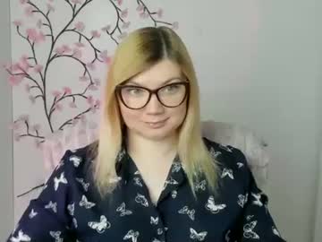 Molly_Moree May 18, 2026 Chaturbate stream image