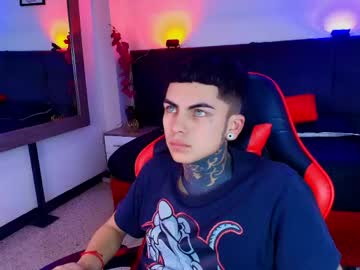 Adamswalkerr_ May 18, 2026 Chaturbate stream image