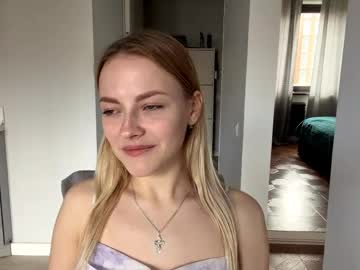 Elinorproescher May 18, 2026 Chaturbate stream image