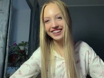 Nellylosk May 18, 2026 Chaturbate stream image