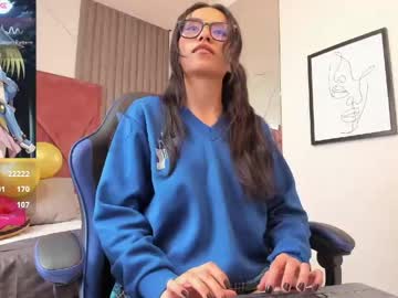 Eviiegothell May 18, 2026 Chaturbate stream image