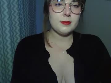 Claralovely May 18, 2026 Chaturbate stream image