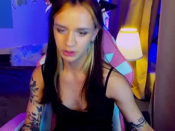 Agatasilk May 18, 2026 Chaturbate stream image