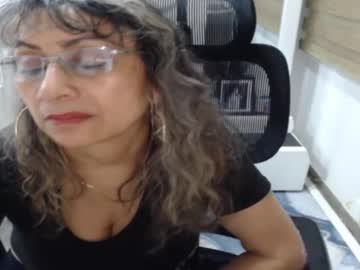 Yessilatin May 19, 2026 Chaturbate stream image