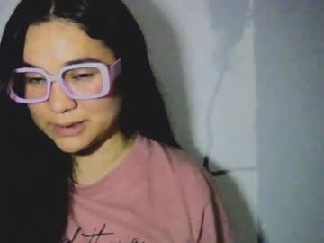 Laurengirls1 May 19, 2026 Chaturbate stream image