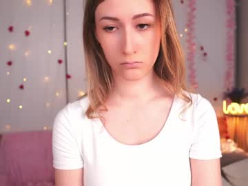 Jeanetterudnitski May 19, 2026 Chaturbate stream image