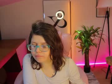 Ariell_Mini May 19, 2026 Chaturbate stream image
