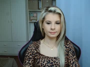 Kristineamore stream photo from May 19, 2026