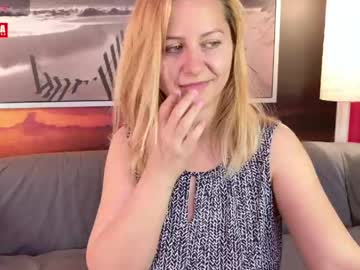 Bigboobsarri May 19, 2026 Chaturbate stream image