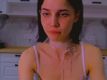 Rinacain May 19, 2026 Chaturbate stream image