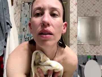 Bigkitties69 May 19, 2026 Chaturbate stream image