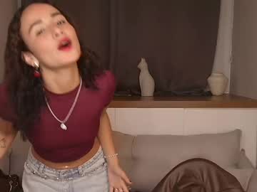 Ysenne_Josse May 19, 2026 Chaturbate stream image