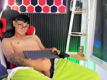 Dylan_Kiu May 19, 2026 Chaturbate stream image