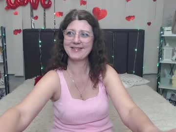 Rosehille May 19, 2026 Chaturbate stream image