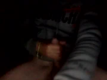 Bigdickdangles472924 May 19, 2026 Chaturbate stream image