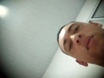 Leonardo435408 May 19, 2026 Chaturbate stream image