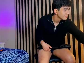Mikevoss_ May 19, 2026 Chaturbate stream image