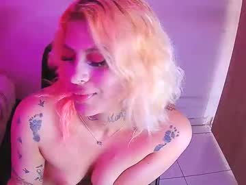 Silla733914 May 19, 2026 Chaturbate stream image