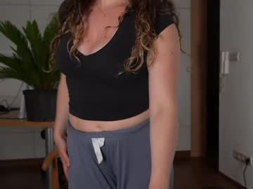 Linaliciouss May 19, 2026 Chaturbate stream image