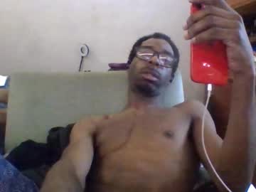 Hoodlatelatenightshow stream photo from May 20, 2026