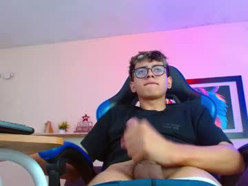 Alexcum_18 May 20, 2026 Chaturbate stream image