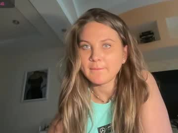 Evahazardd May 20, 2026 Chaturbate stream image