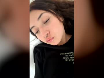 Mariana_Castro9 May 21, 2026 Chaturbate stream image