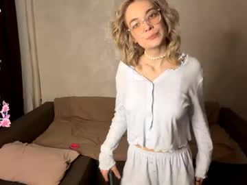 Karlenegries May 22, 2026 Chaturbate stream image