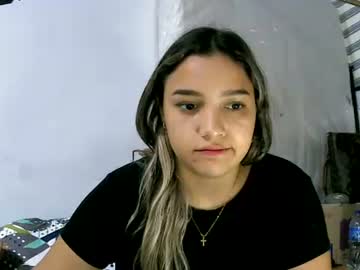 Izzy_32 May 22, 2026 Chaturbate stream image