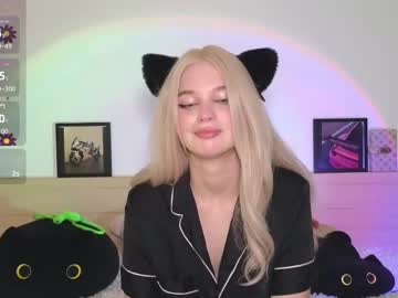 Astridmoss May 23, 2026 Chaturbate stream image