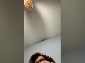 Issalooker May 24, 2026 Chaturbate stream image