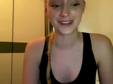 Pearlinesilfies May 24, 2026 Chaturbate stream image