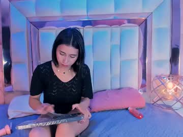 Kira_Bloom2 May 24, 2026 Chaturbate stream image